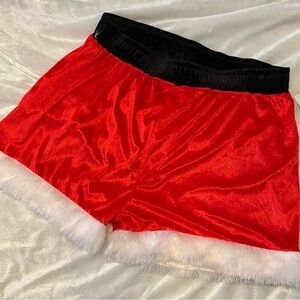 NWT Festive Red Velvet Mens Pajama Shorts Size L